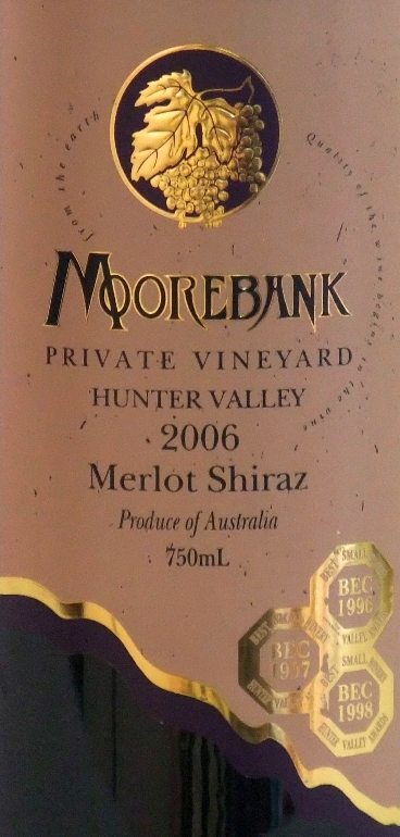 ムーアバンク・ヴィンヤード メルロ・シラーズ ２００６